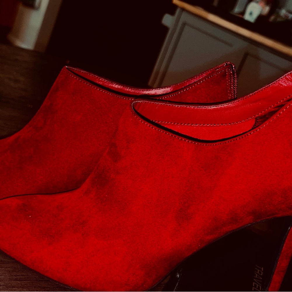 Elegant Red Women's Shoes